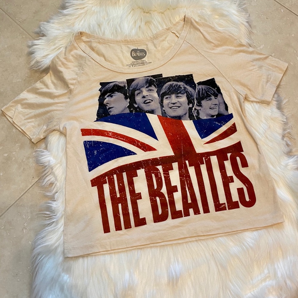 The Beatles Graphic Tee. Size Small.